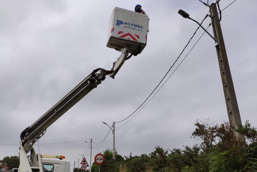 Valdoviño invierte 11.350 euros en la sustitución de 47 farolas por tecnología LED