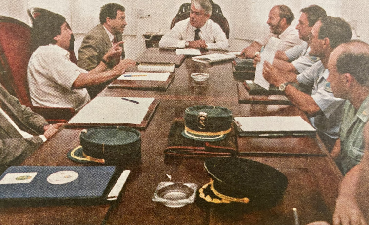 Hace 25 años: Preocupación por los atascos e inspección al buque 