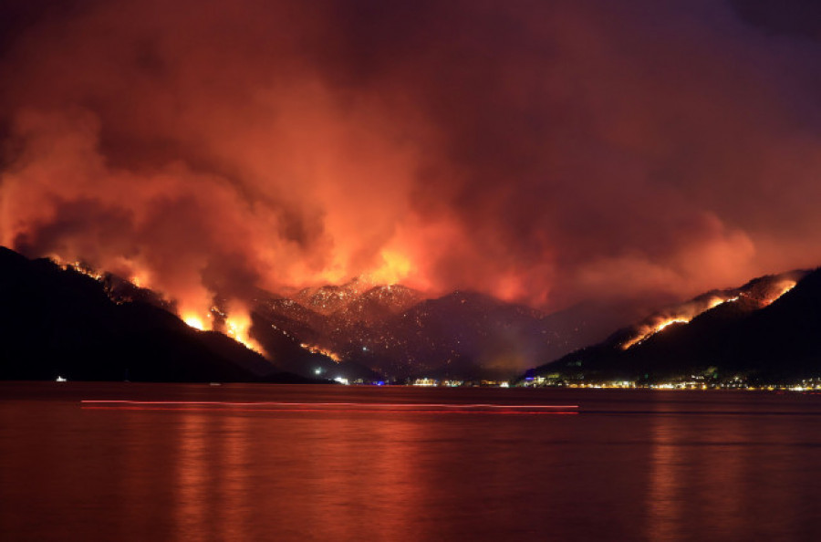 Erdogan declara el estado de desastre en las regiones de Turquía afectadas por los incendios forestales