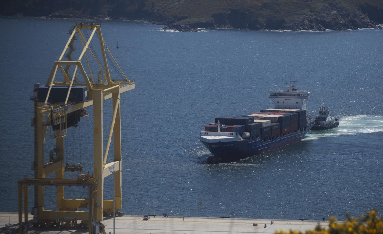 Tres de las cinco líneas regulares del Puerto ya son de contenedores
