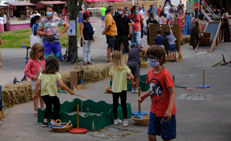 La Feria Medieval se despide tras tres días de ambiente en las calles de Ferrol Vello