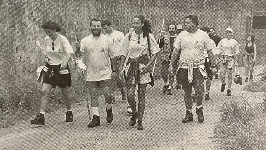 Hace 25 años: Más seguridad vial para Catabois y pregón de Paula Vázquez