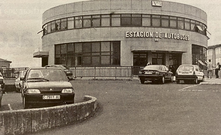 Hace 25 años: Vertidos hospitalarios en Ferrol y estudio de impacto acústico para la Estación de Autobuses