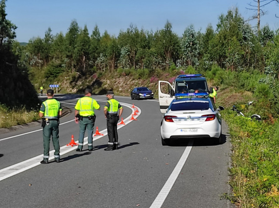 Fallece un agente de la Guardia Civil de Tráfico en un accidente en Catoira