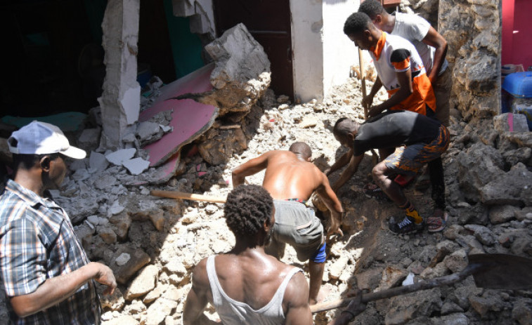 El número de muertos por el terremoto de Haití supera ya los 700