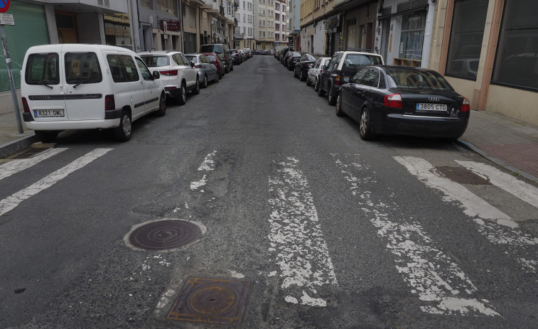 La Policía Local interviene en una fiesta con nueve personas en un piso en Ferrol