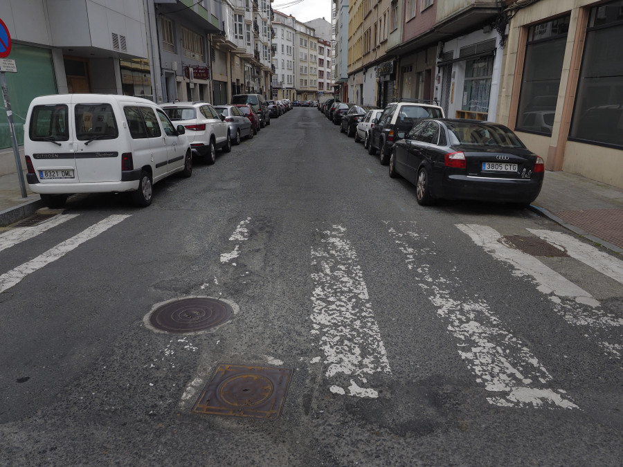 La Policía Local interviene en una fiesta con nueve personas en un piso en Ferrol