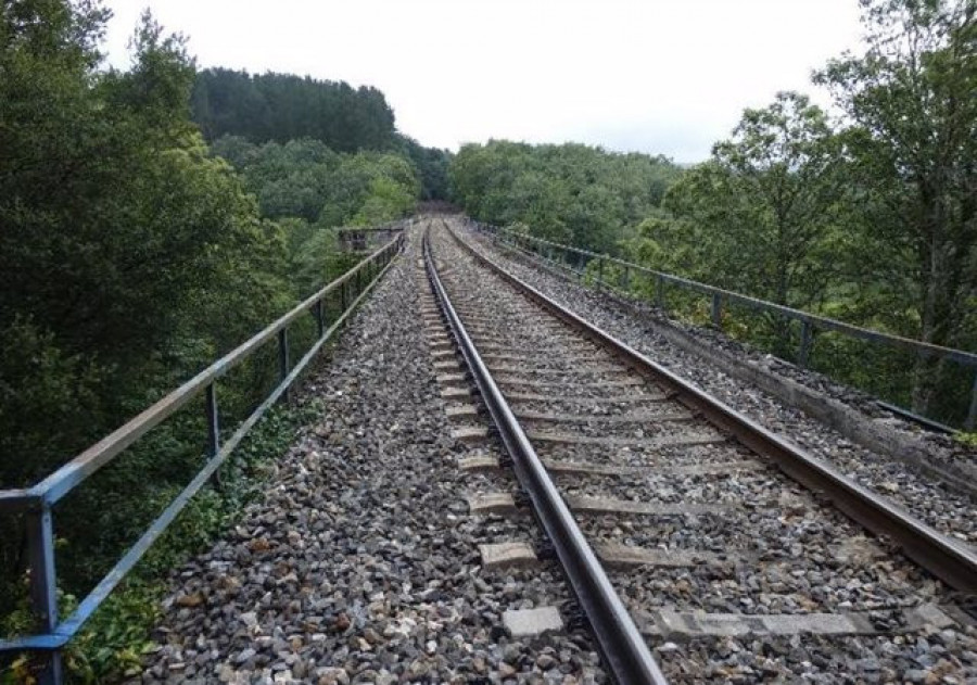 Adif adjudica obras de mejora en el tramo Ourense-Monforte-Lugo por más de 24 millones