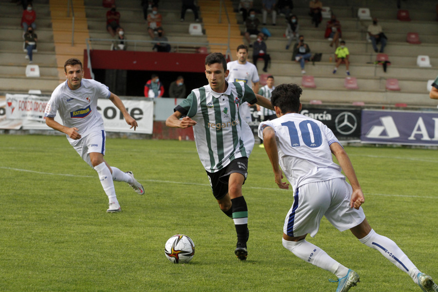 El nuevo Racing se presenta hoy ante su afición contra el Coruxo