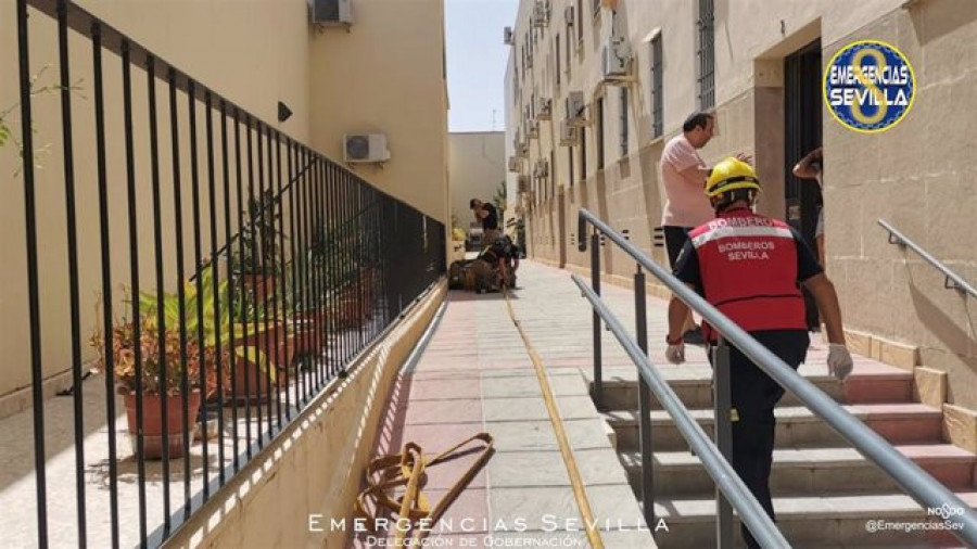 Muere un hombre de 88 años, con movilidad reducida, tras un incendio en su vivienda en Sevilla