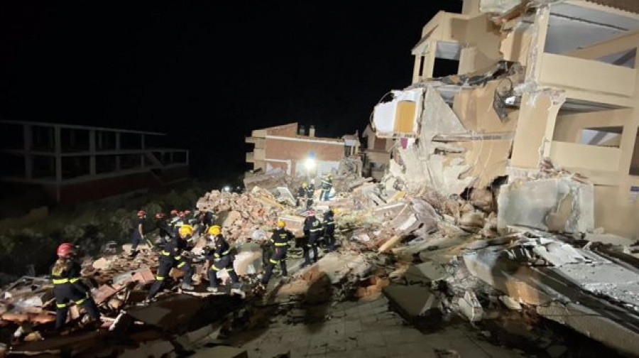 Encuentran sin vida a un menor desaparecido en el derrumbe del edificio de Peñíscola