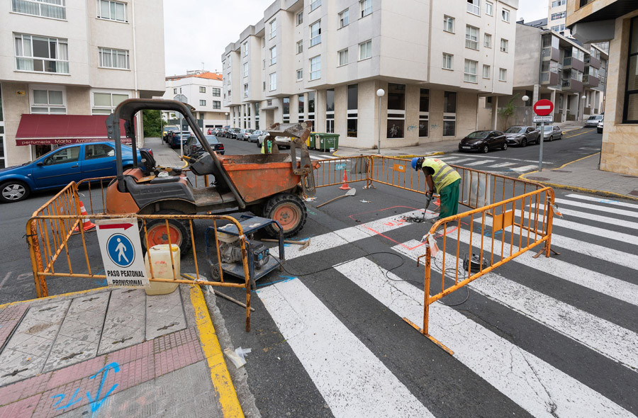 Fene inicia las obras en el firme de las calles Doctor Malvar y Muíños