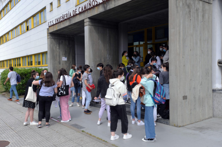 Arranca este martes el plazo para solicitar las becas y plazas en las residencias juveniles de la Xunta