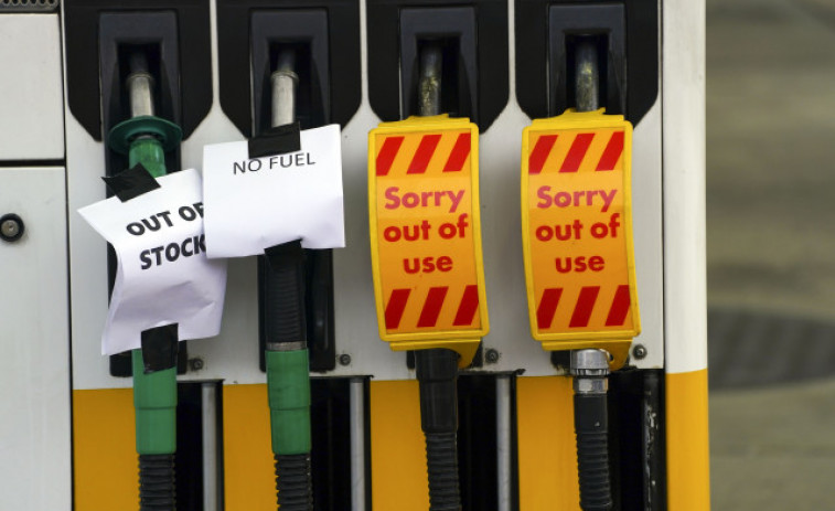 Los militares empezarán mañana a distribuir gasolina en el Reino Unido