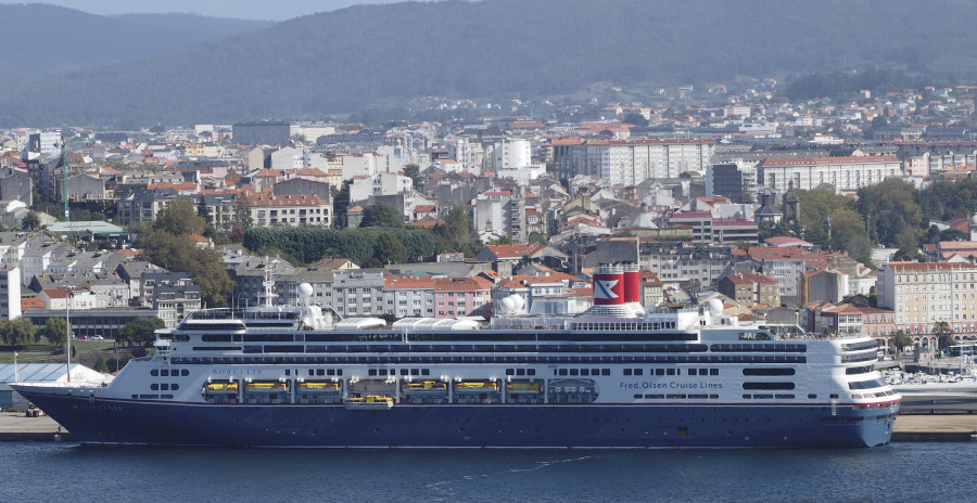 Cuarta escala de un crucero en la ciudad tras el restablecimiento del tráfico el pasado mes