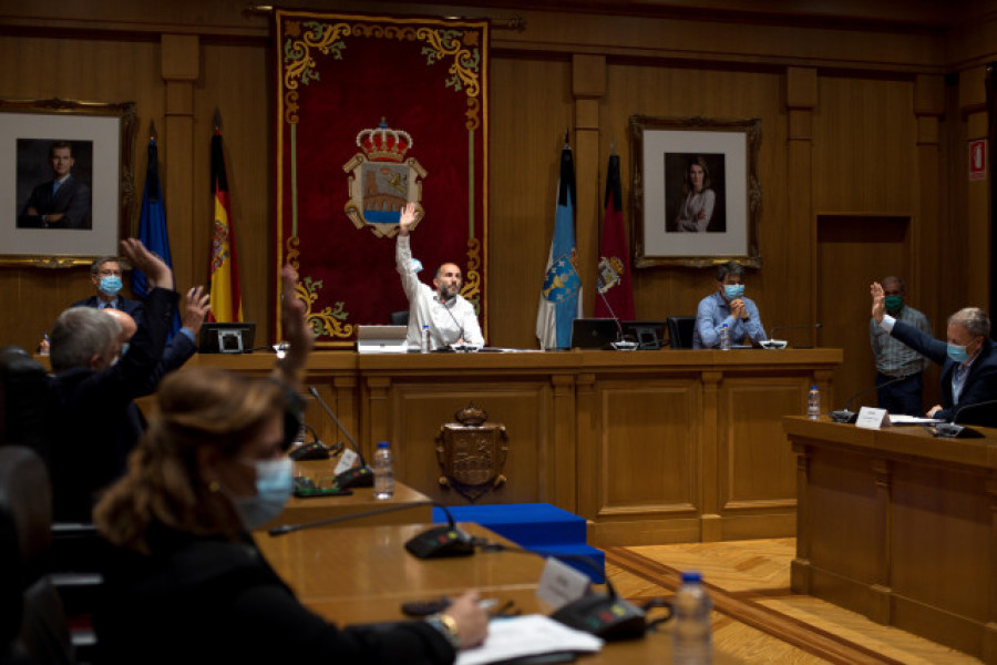 El pleno de Ourense bloquea por tercera vez la residencia Amancio Ortega
