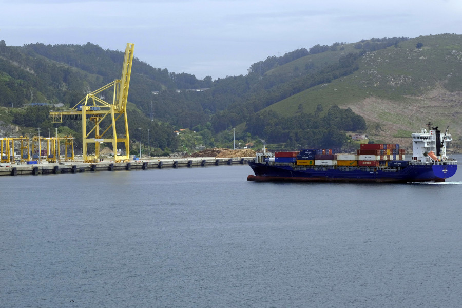 Los graneles sólidos vuelven a lastrar los últimos resultados de descargas de la Autoridad Portuaria