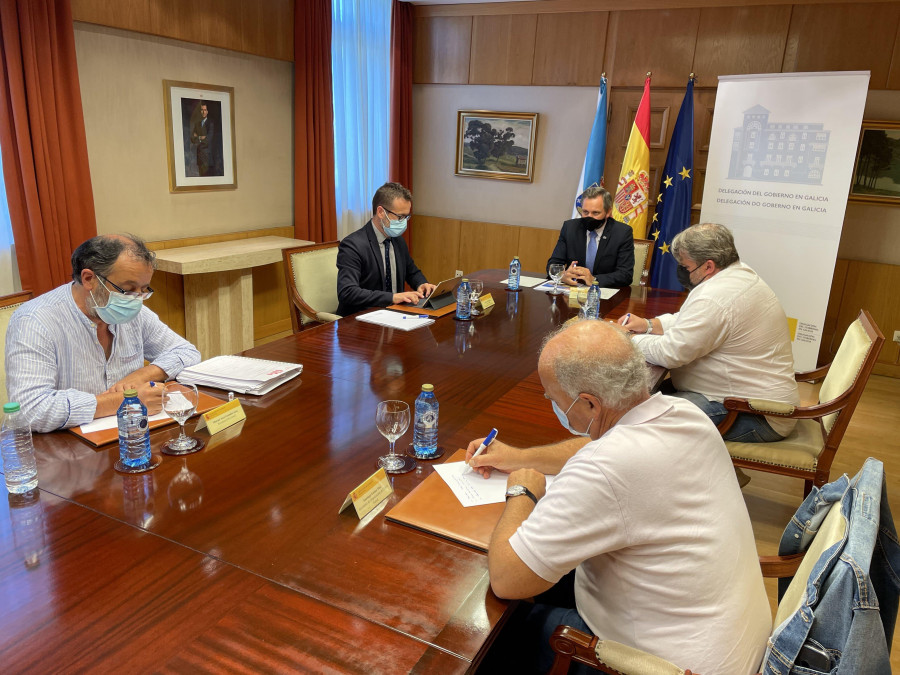 Miñones reafirma el “apoyo” del ejecutivo central al futuro del sector industrial en la comarca de Ferrol