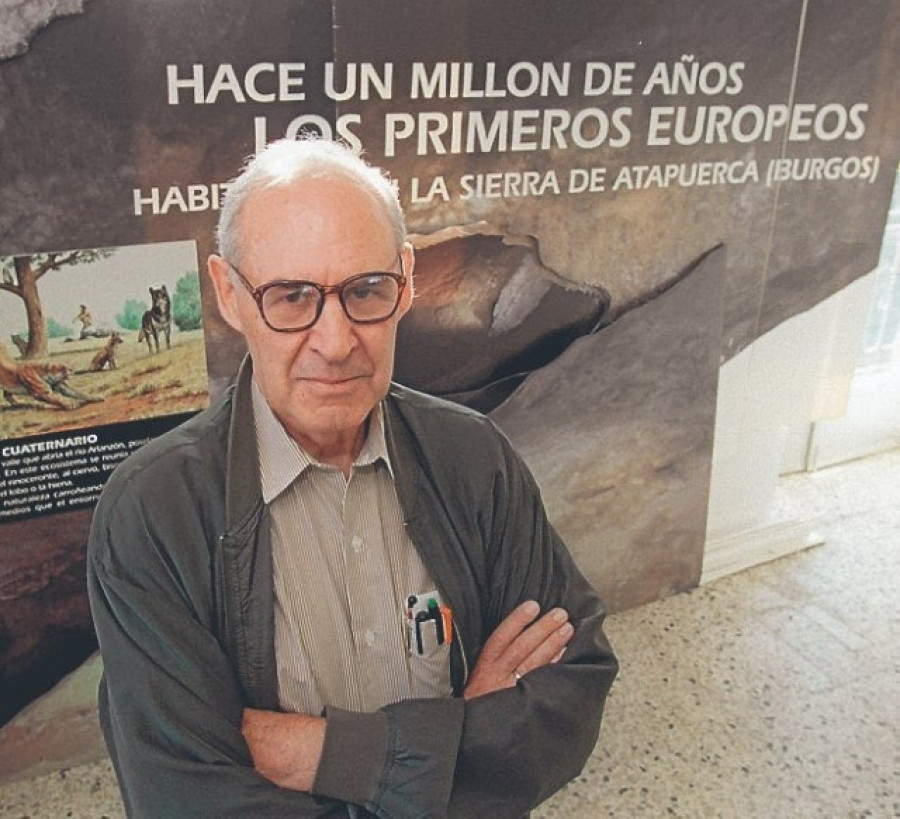 Muere a los 96 años el ferrolano Emiliano Aguirre, padre de las excavaciones en Atapuerca