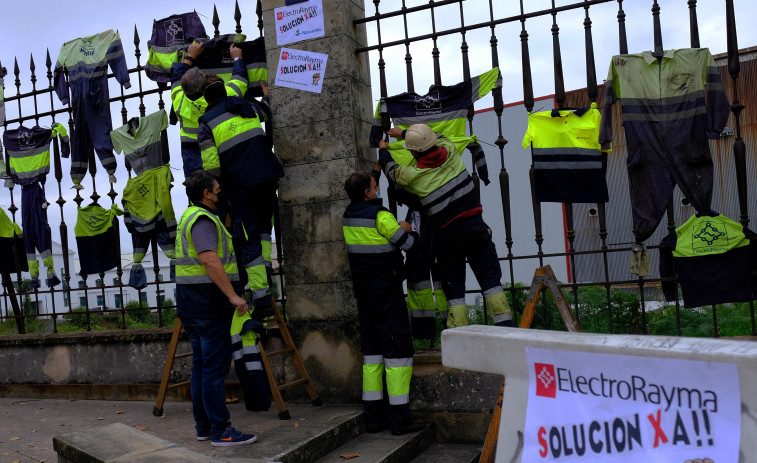 La plantilla de ElectroRayma reclama ante Navantia “seguir traballando e cobrando”