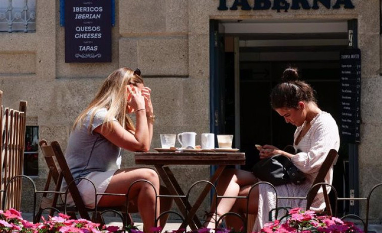 Los contagios siguen a la baja en Galicia con 26 casos nuevos y la tasa de positividad cae hasta el 0,51%