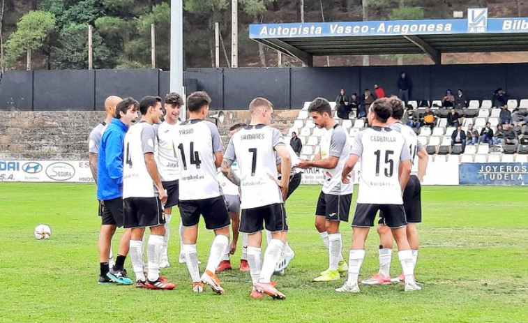 El Racing cumple al ganar en el campo del Tudelano