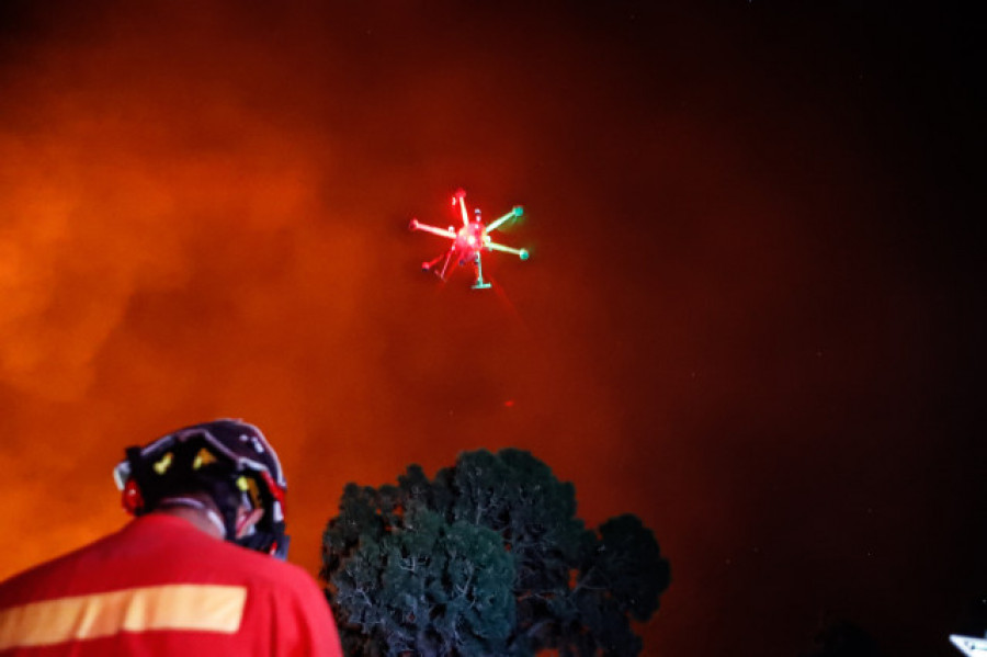 Drones de carga intentarán el rescate de los perros atrapados por el volcán de La Palma