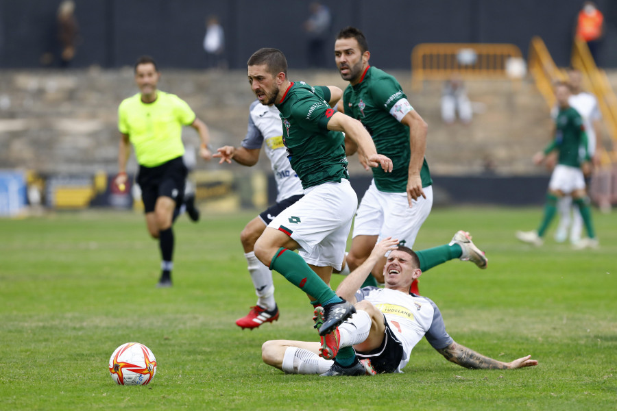 El Racing da un paso adelante en el ataque