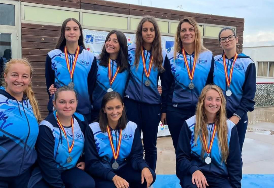 Tres medallas para los palistas del Copacabana