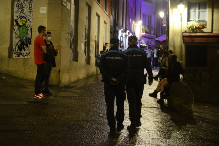 El comité clínico apoya ampliar en Galicia aforo y horario en hostelería y ocio nocturno