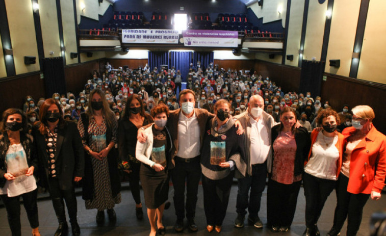 La Diputación de A Coruña rinde homenaje a las mujeres del rural en As Pontes