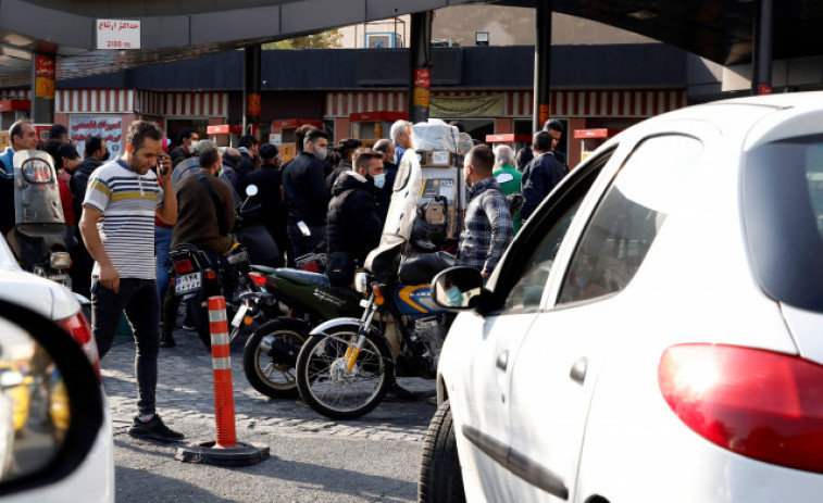 Un ciberataque bloquea las gasolineras en Irán