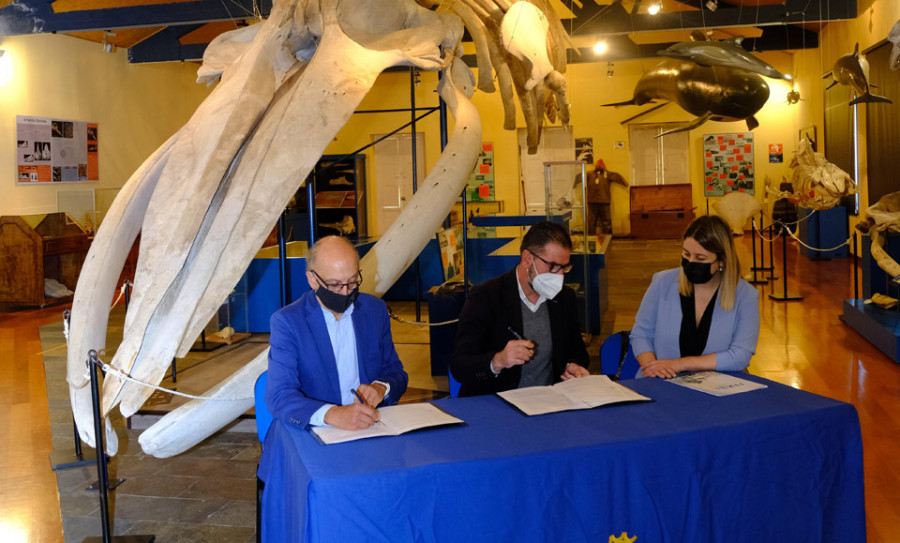 El convenio entre Concello y SGHN permite mostrar a toda Galicia los fondos del museo