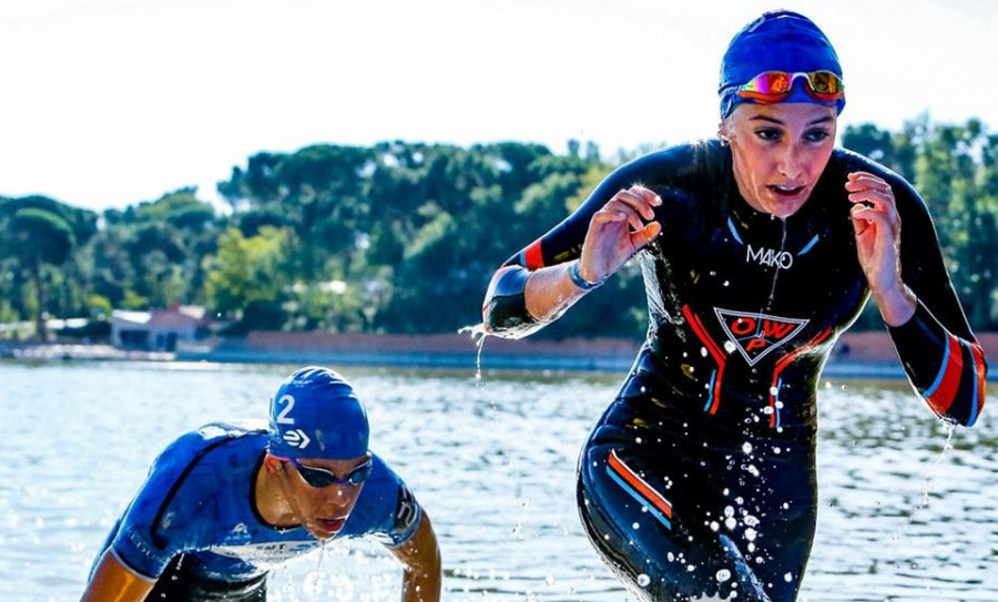 Sara Guerrero y Ana Santiso, en el Mundial de acuatlón