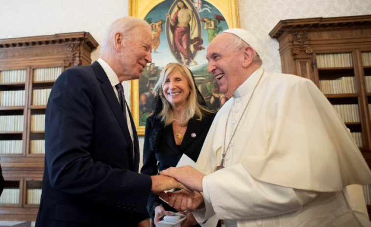 El papa recibe a Joe Biden en el Vaticano como 