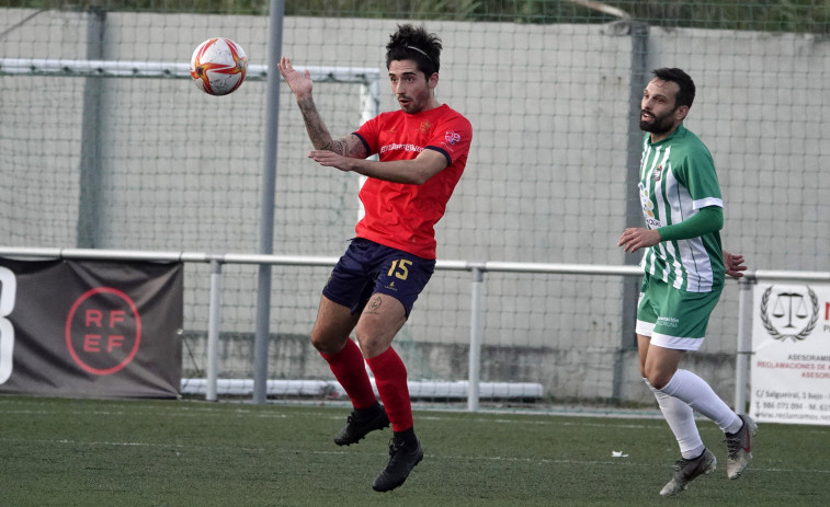 El Somozas consolida su liderato con un valioso triunfo