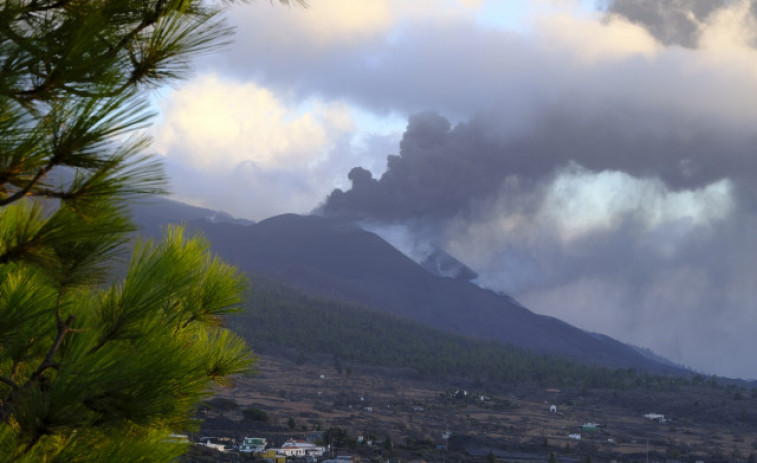 Los científicos insisten en que aún es pronto para hablar del fin de la erupción del Cumbre Vieja