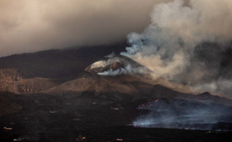 Nadie se atreve a predecir el final de Cumbre Vieja tras 2 meses de erupción