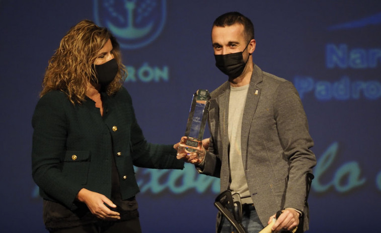 El deporte de Narón premia al futbolista Adri