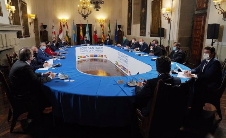 La cumbre de Santiago rubrica su declaración conjunta con 35 puntos en materia de financiación y despoblación
