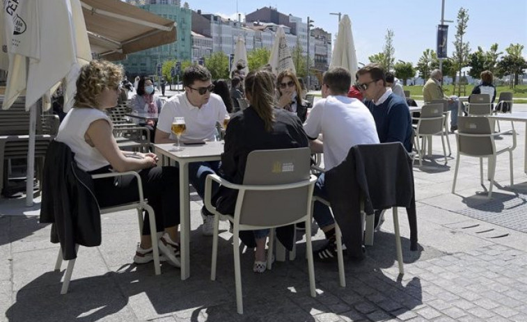 Grupos de máximo ocho personas en restaurantes, eventos con cóctel y ocio nocturno desde el sábado en Galicia