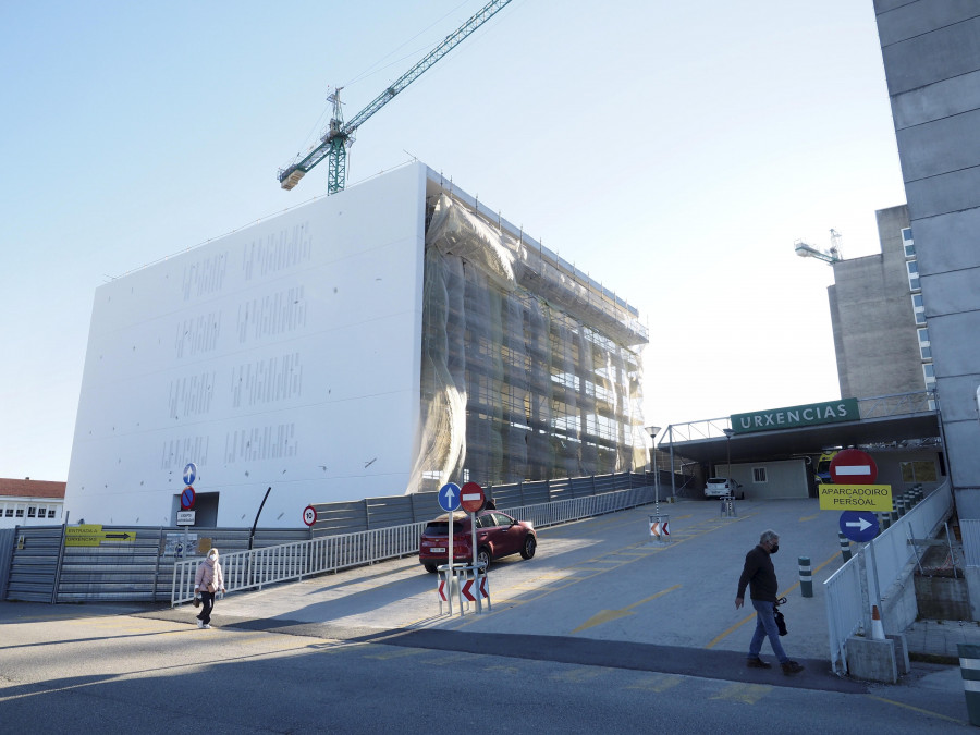 Los dos nuevos edificios cambian la cara del hospital Arquitecto Marcide