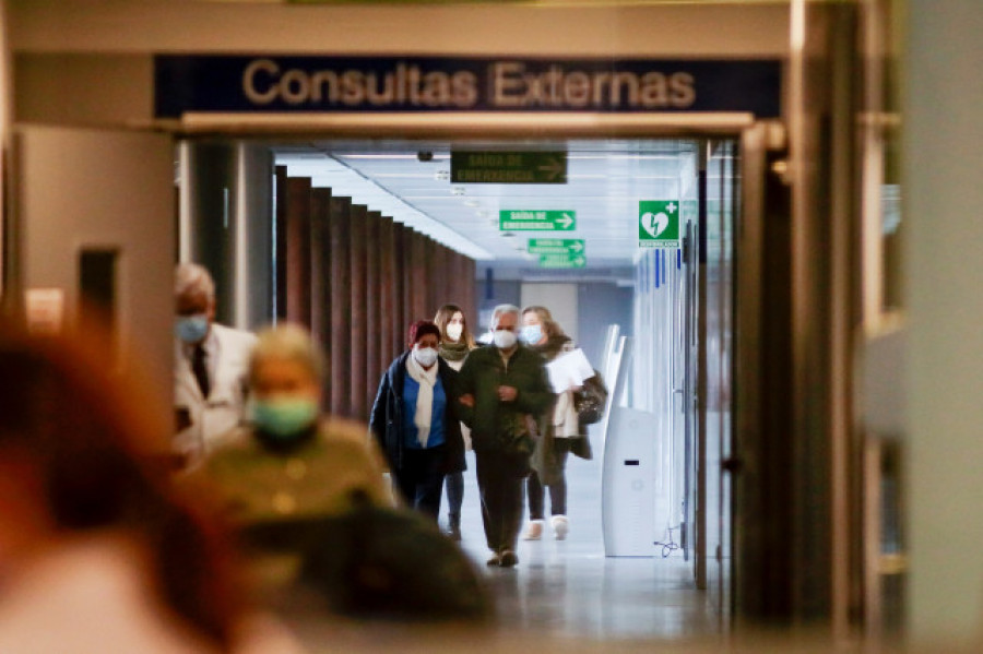 Galicia supera este domingo los 8.000 casos activos y los 900 contagios de covid