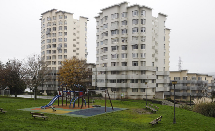 Tres zonas de juegos y deportivas para el nuevo parque Fontelonga