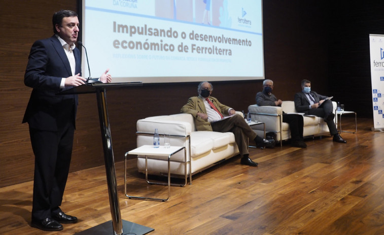 González Formoso pide que no se “demonice” a sectores como el forestal o la energía eólica