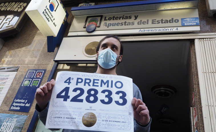 Un mes como lotero y reparte su primer premio en la ciudad