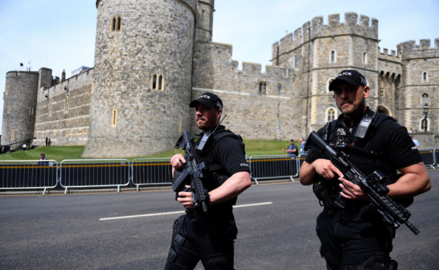 La Policía de Reino Unido detiene a un hombre armado por "allanamiento" en los terrenos del Castillo de Windsor