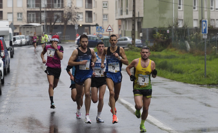 Ero Doce, del Atletismo Narón, gana la carrera de fin de año Ares-Mugardos