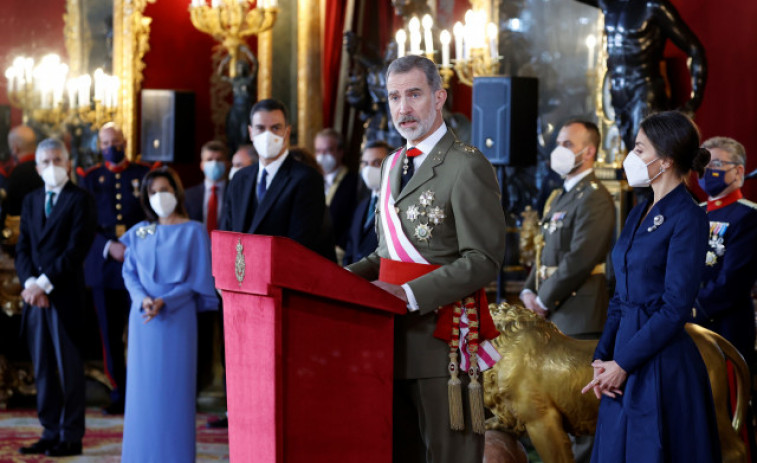El rey honra a las víctimas de ETA en la celebración de la Pascua Militar