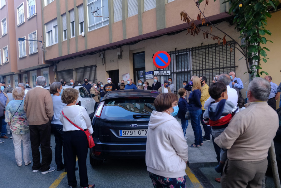 Los vecinos de Ferrol Vello denunciaron de nuevo ante el Área Sanitaria el cierre del consultorio médico
